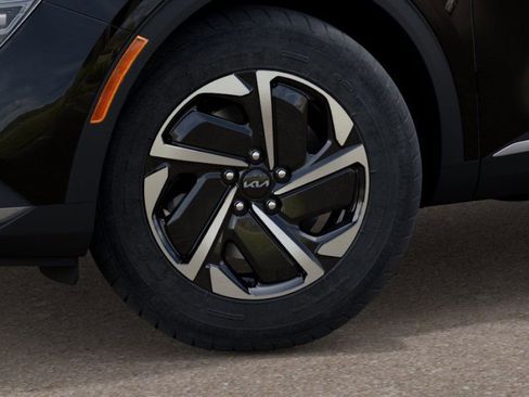 New 2025 Kia Sportage LX image 10