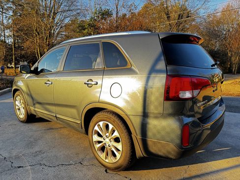 Used 2014 Kia Sorento EX w/ EX V6 Touring Package image 6