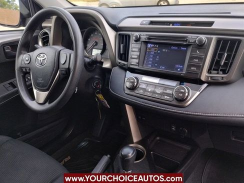 Used 2013 Toyota RAV4 XLE image 19