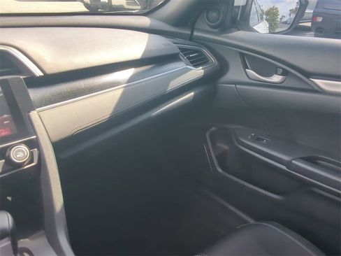 Used 2020 Honda Civic Sport image 17