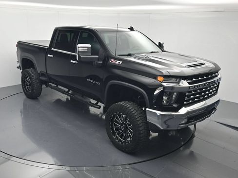 Used 2023 Chevrolet Silverado 2500 LTZ AWD/4WD image 32