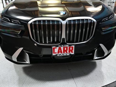 Used 2024 BMW X7 xDrive40i w/ Premium Package AWD/4WD image 17