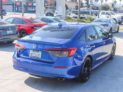 Used 2023 Honda Civic Sport image 5