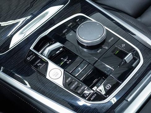 New 2026 BMW X5 xDrive40i w/ M Sport Package image 21