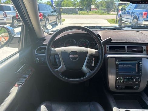 Used 2013 GMC Sierra 1500 SLT w/ Suspension Package, Off-Road AWD/4WD image 29