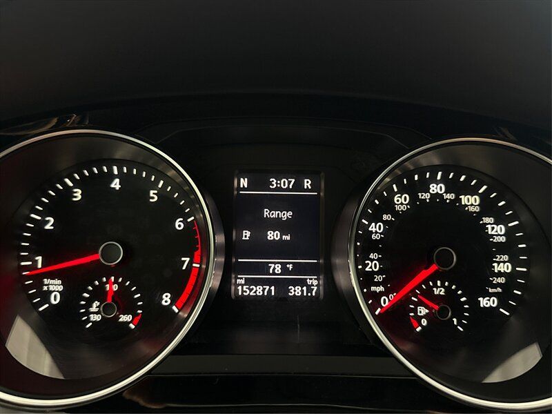 Used 2016 Volkswagen Jetta Sport w/ Lighting Package FWD image 14