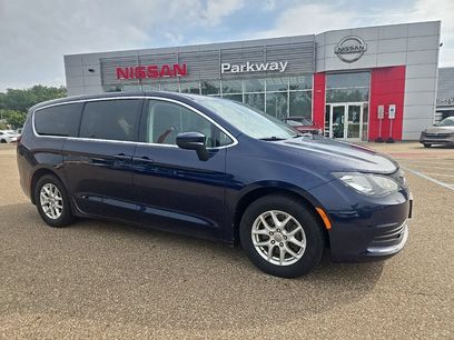 Used 2017 Chrysler Pacifica Touring