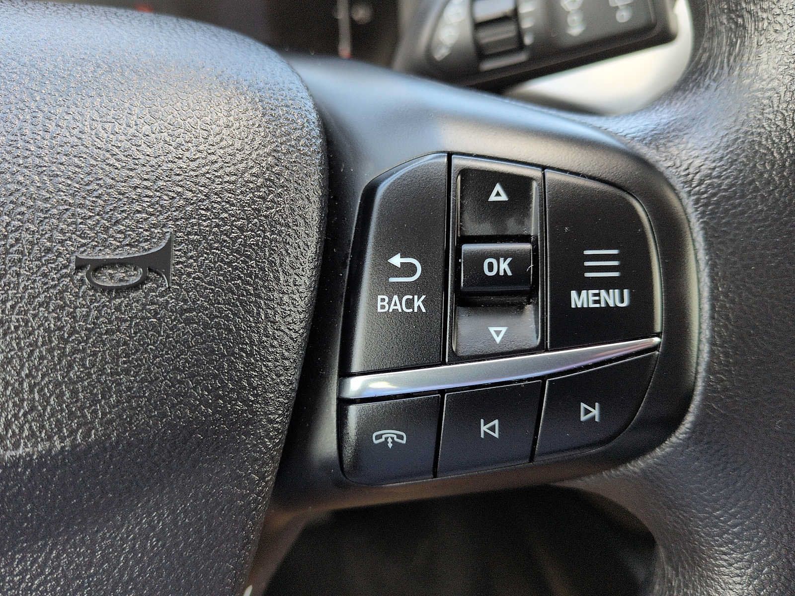 Used 2025 Ford Escape Active AWD/4WD image 16