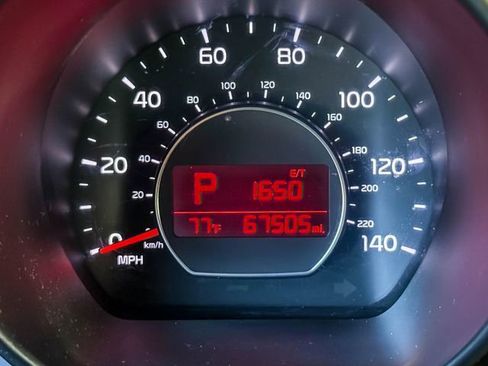 Used 2019 Kia Soul + FWD image 26