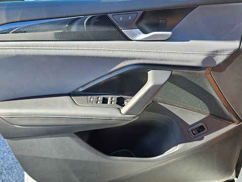 New 2026 Volkswagen Tiguan SE image 28