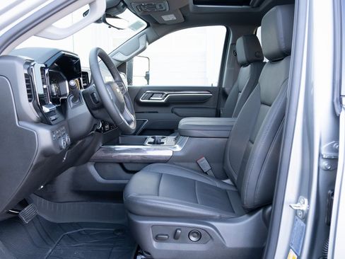 New 2026 Chevrolet Silverado 3500 LTZ w/ LTZ Convenience Package image 12