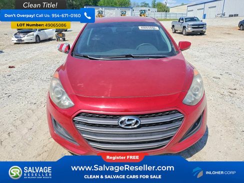 Used 2017 Hyundai Elantra GT image 7