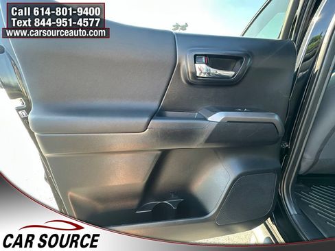 Used 2017 Toyota Tacoma TRD Sport w/ Tow Package (A/T) AWD/4WD image 23