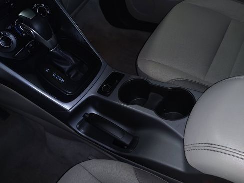 Used 2015 Ford Escape SE image 26