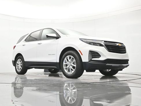 Used 2024 Chevrolet Equinox LT AWD/4WD image 38