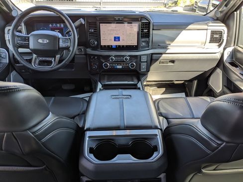 Used 2025 Ford F450 Platinum w/ FX4 Off-Road Package image 16