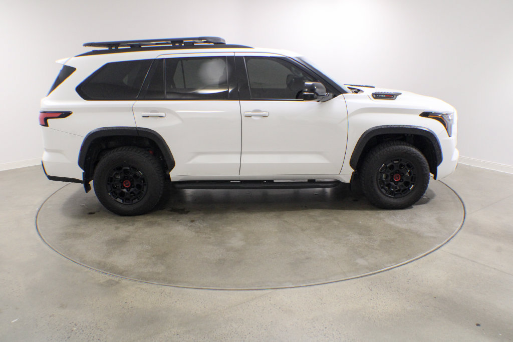 Used 2023 Toyota Sequoia TRD Pro AWD/4WD image 7
