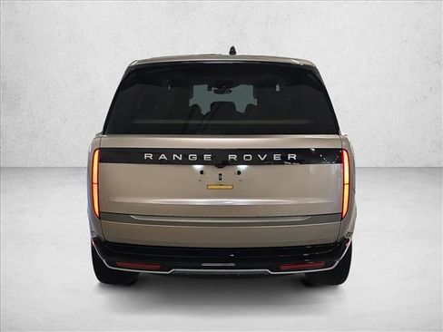 New 2026 Land Rover Range Rover SE image 6