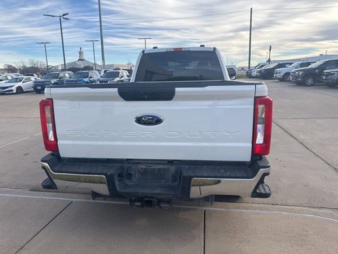 Certified 2023 Ford F250 XLT w/ FX4 Off-Road Package image 6