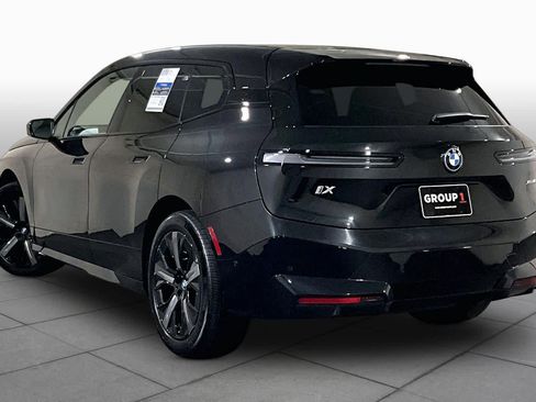 Used 2024 BMW iX xDrive50 w/ Sport Package AWD/4WD image 11