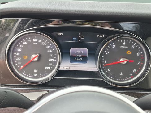 Used 2019 Mercedes-Benz E 300 image 33