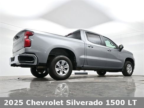 Used 2025 Chevrolet Silverado 1500 LT image 29