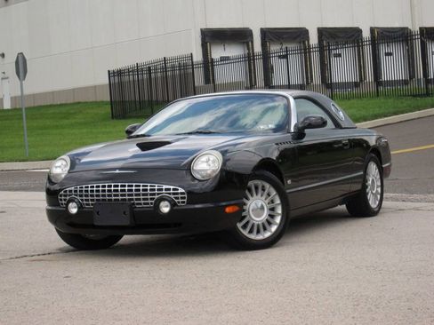 Used 2002 Ford Thunderbird image 3