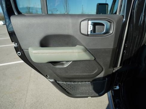 New 2026 Jeep Gladiator Mojave image 15