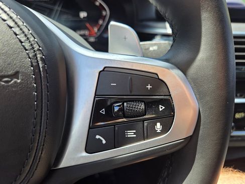 Used 2023 BMW M550i xDrive w/ Executive Package AWD/4WD image 21