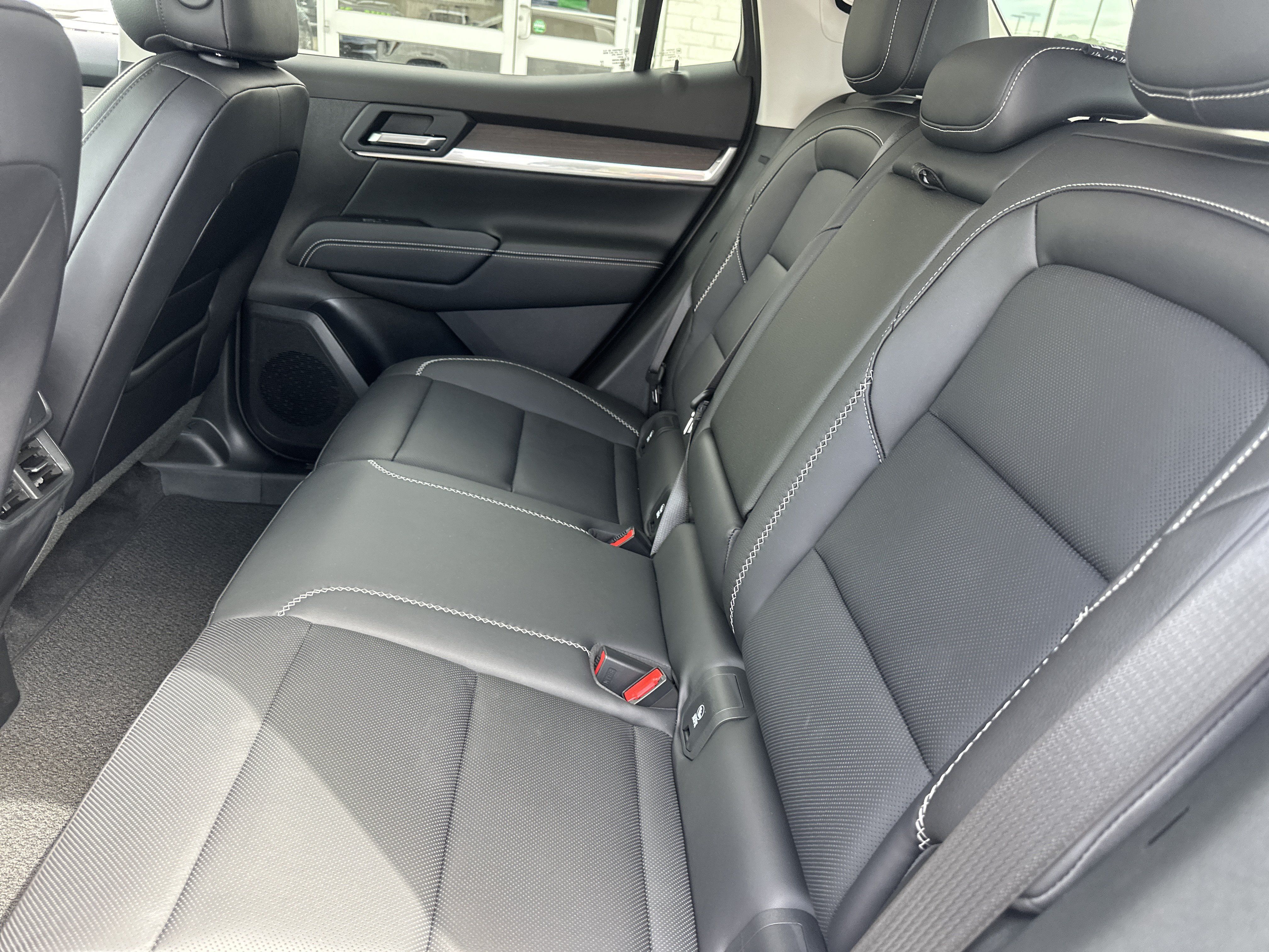 Used 2026 GMC Terrain Denali AWD/4WD image 12