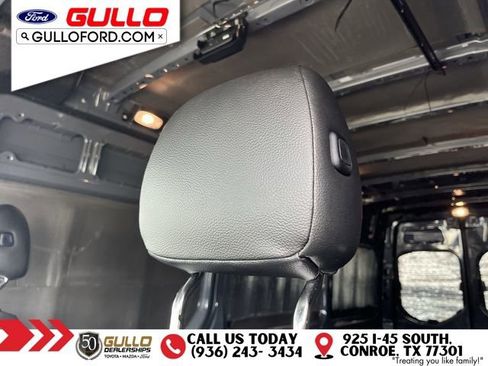 Used 2024 Mercedes-Benz Sprinter 2500 image 16