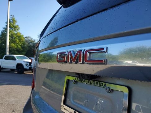 Used 2024 GMC Yukon XL Denali w/ Advanced Technology Package RWD image 6
