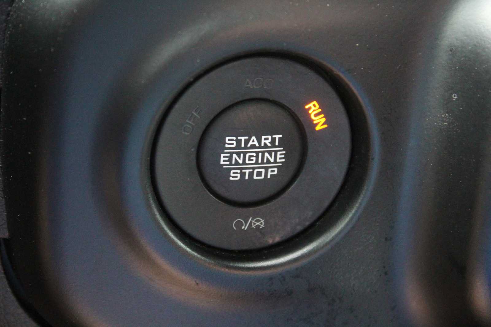 Used 2022 Jeep Gladiator Mojave w/ Cold Weather Group AWD/4WD image 50