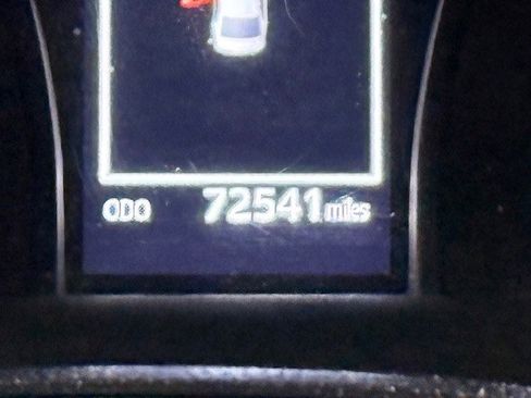 Used 2022 Toyota Camry LE image 29