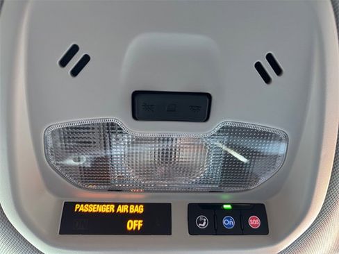 New 2026 Chevrolet Trax LT image 25