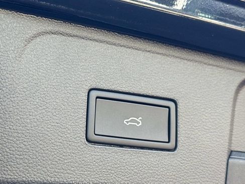 New 2026 Volkswagen Atlas SEL image 28