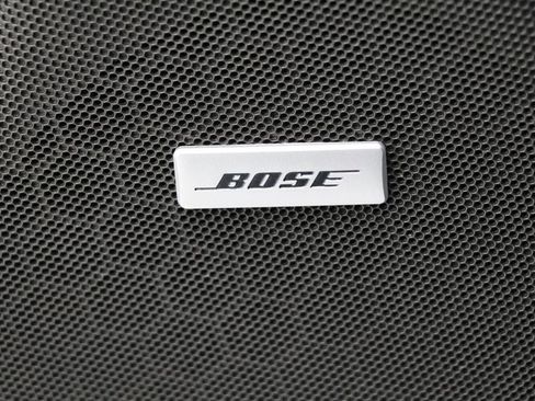 Used 2023 Chevrolet Suburban Premier image 30