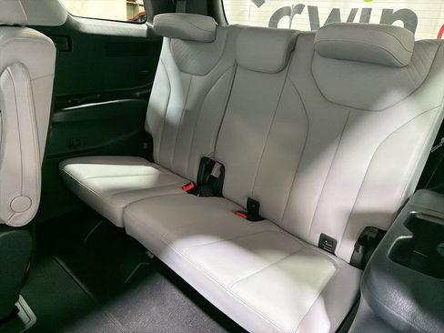 Used 2024 Hyundai Palisade SEL image 20