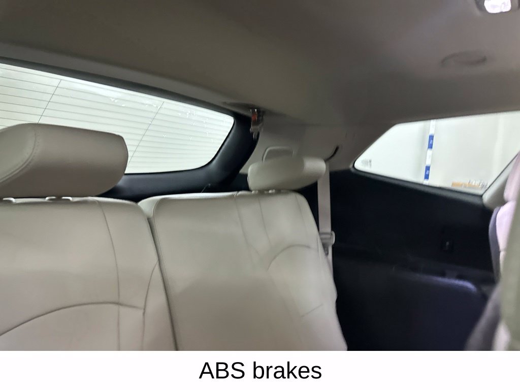 Used 2020 Buick Enclave Premium w/ Sun and Sites Package AWD/4WD image 28