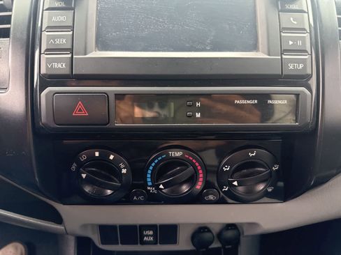 Used 2013 Toyota Tacoma PreRunner w/ Convenience Pkg image 26