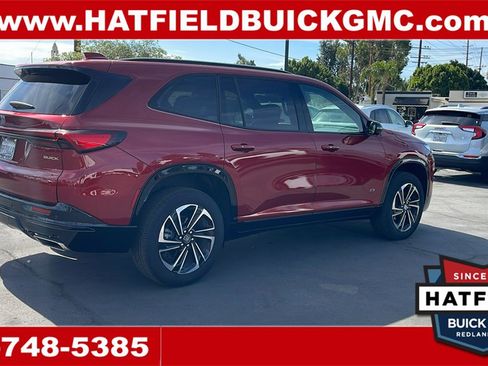 Used 2025 Buick Enclave Sport Touring w/ Power Package image 5