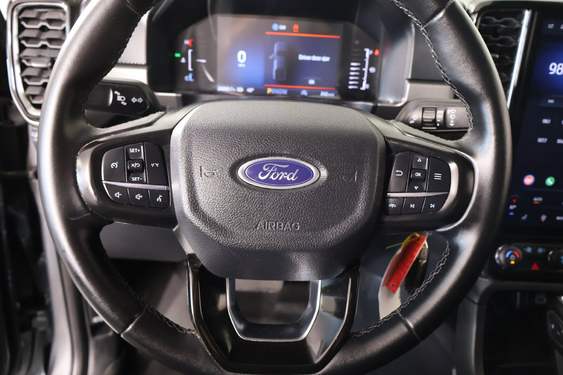 Used 2024 Ford Ranger XLT w/ FX4 Off-Road Package AWD/4WD image 3