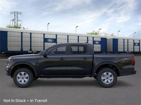 New 2025 Ford Ranger XL image 3