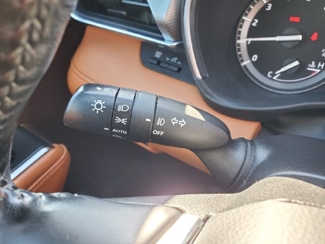Used 2021 Toyota Highlander Platinum AWD/4WD image 24