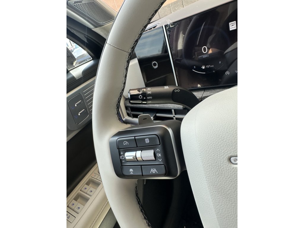 Used 2024 Hyundai Santa Fe Calligraphy AWD/4WD image 18