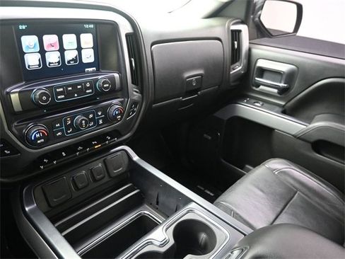Used 2015 Chevrolet Silverado 1500 LTZ Z71 w/ Midnight Edition image 29