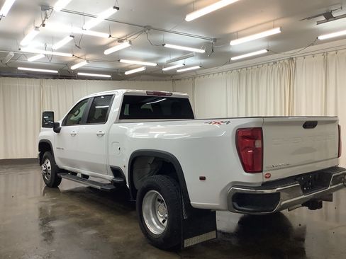 Used 2025 Chevrolet Silverado 3500 LT w/ Safety Package AWD/4WD image 8