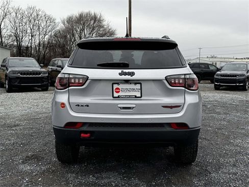 New 2026 Jeep Compass Trailhawk image 23