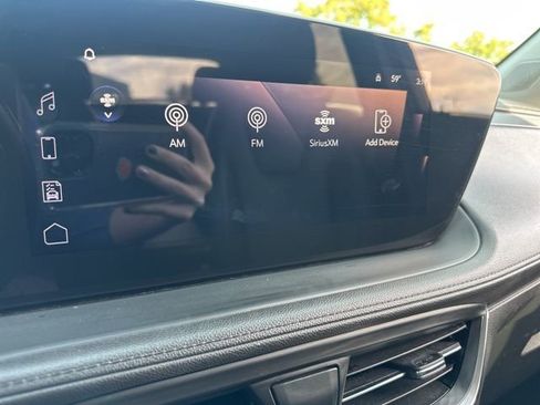 Used 2024 Buick Encore GX Sport Touring image 35