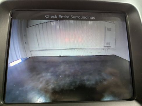 Used 2017 Jeep Cherokee Limited w/ Luxury Group image 25